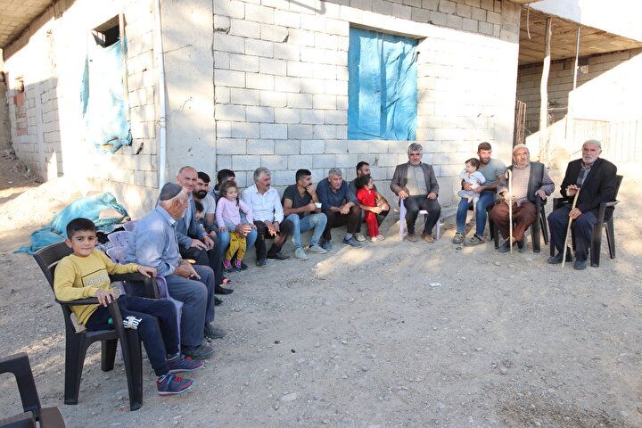 740 nüfuslu köyde herkesin soyadı aynı! 16