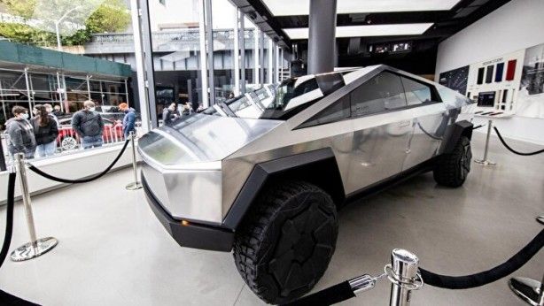 Elon Musk duyurdu! Üretimi başlıyor 4