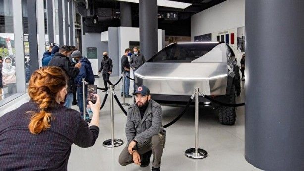 Elon Musk duyurdu! Üretimi başlıyor 10