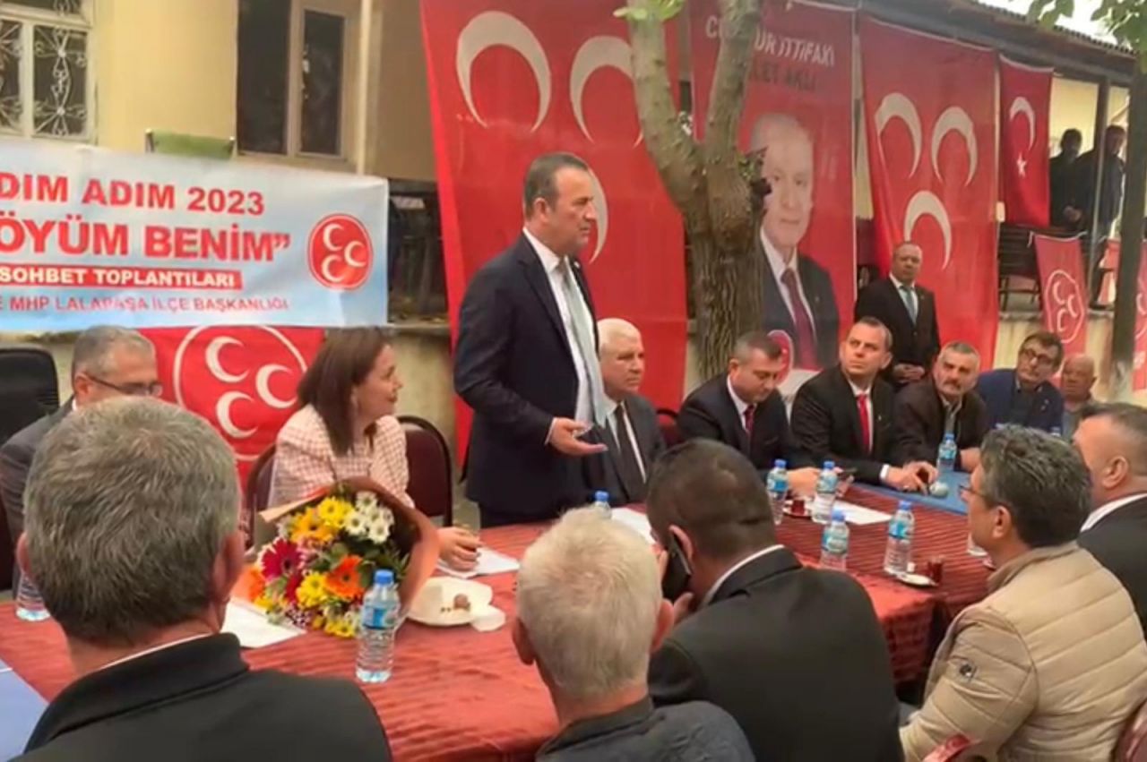 "Miçotakis bilmelidir ki, el atına binen çok çabuk inecek, güvendiği dağlara da kar yağacaktır" 1