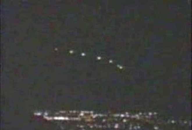 Dünya bu fotoğrafı konuşuyor! 80 yıl önce çekilen bu kareye kimse açıklama yapamıyor 19