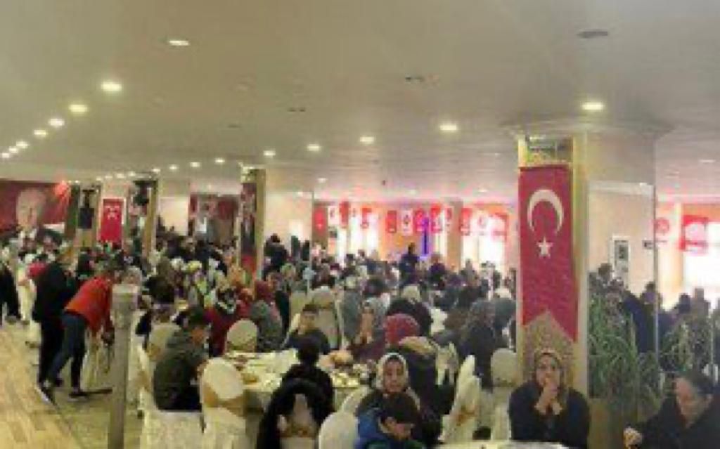 MHP Silivri'den 2000 kadınla "Aday Belli Karar Net" buluşması 2