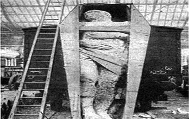 Dünya bu fotoğrafı konuşuyor! 80 yıl önce çekilen bu kareye kimse açıklama yapamıyor 40