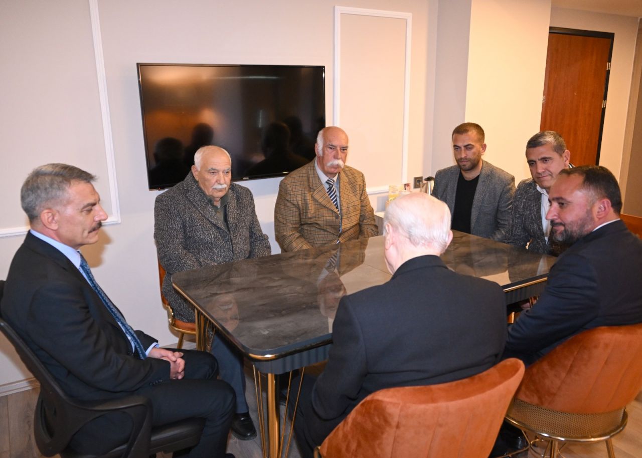 MHP Lideri Bahçeli'ye, Elazığ mitingi öncesi anlamlı ziyaret 1
