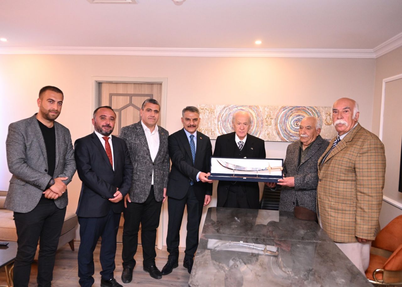 MHP Lideri Bahçeli'ye, Elazığ mitingi öncesi anlamlı ziyaret 2