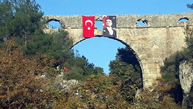 Hain, kalleş teröre inat Türk bayrakları! İşte en etkileyici ve en güzellerinden örnekler... 17