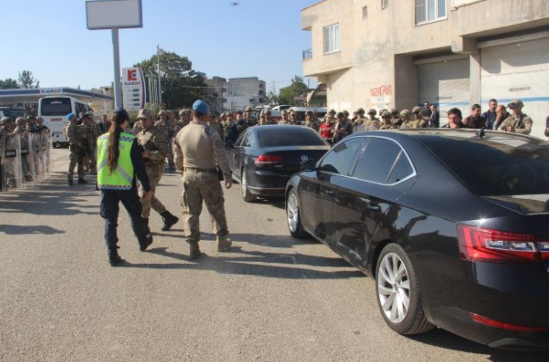 HDP'nin teröristlere desteğine asker izin vermedi! 1