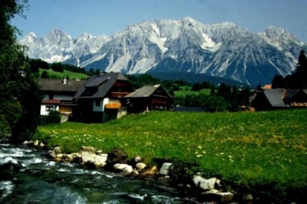 İşte ordusu olmayan ülkeler! Bu ülkelere çok şaşıracaksınız 9