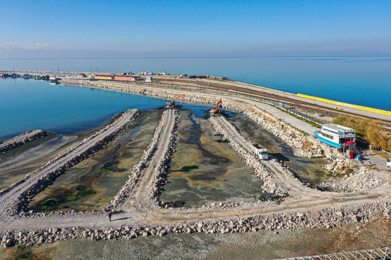 Van Gölü'nden çıkarıldı! Miktarı duyan şok oldu 1