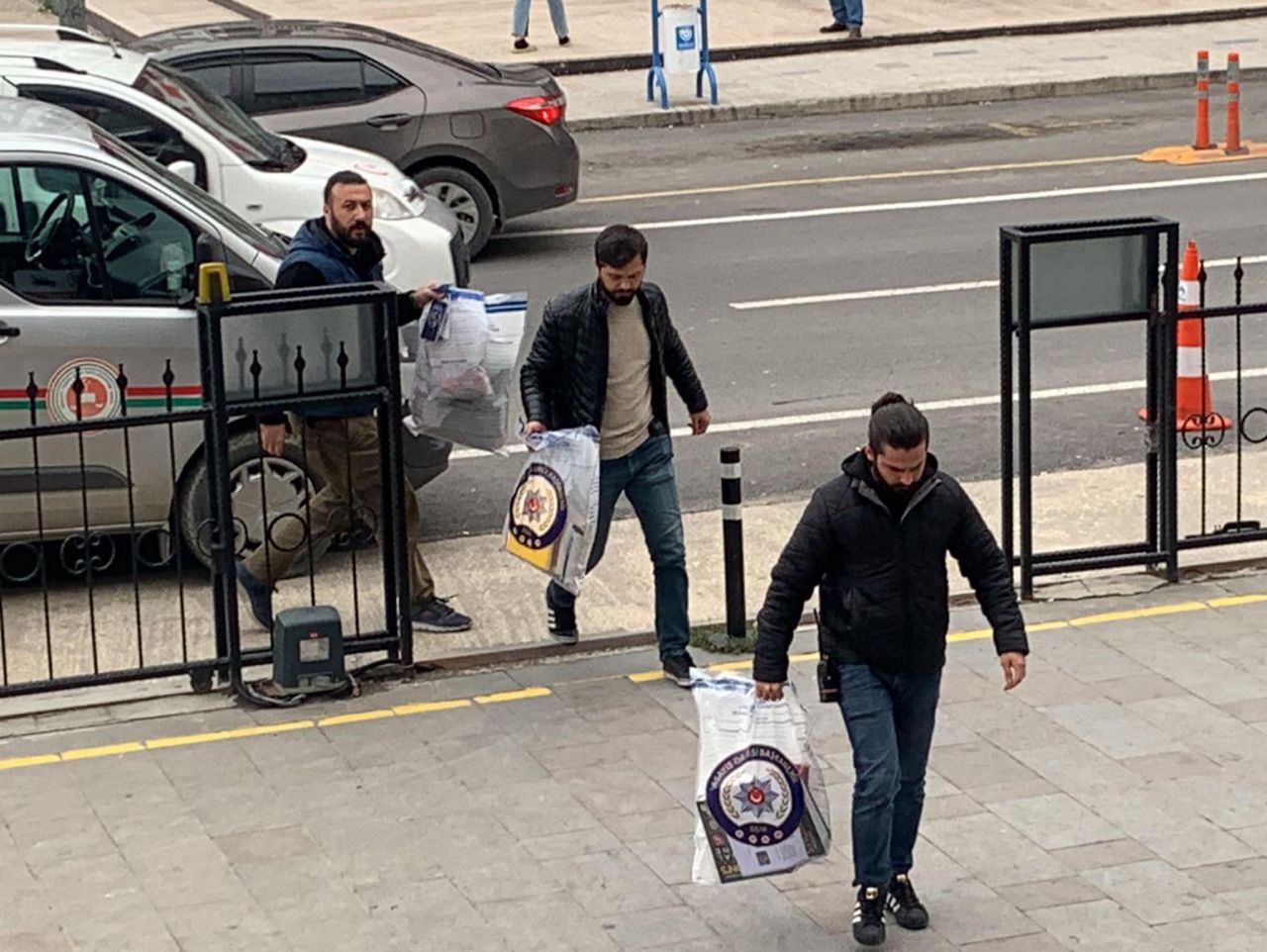 Devlet hastanesinde 1 yıldır görev yapıyordu! Sahte doktorun oyununu meslektaşları bozdu 9