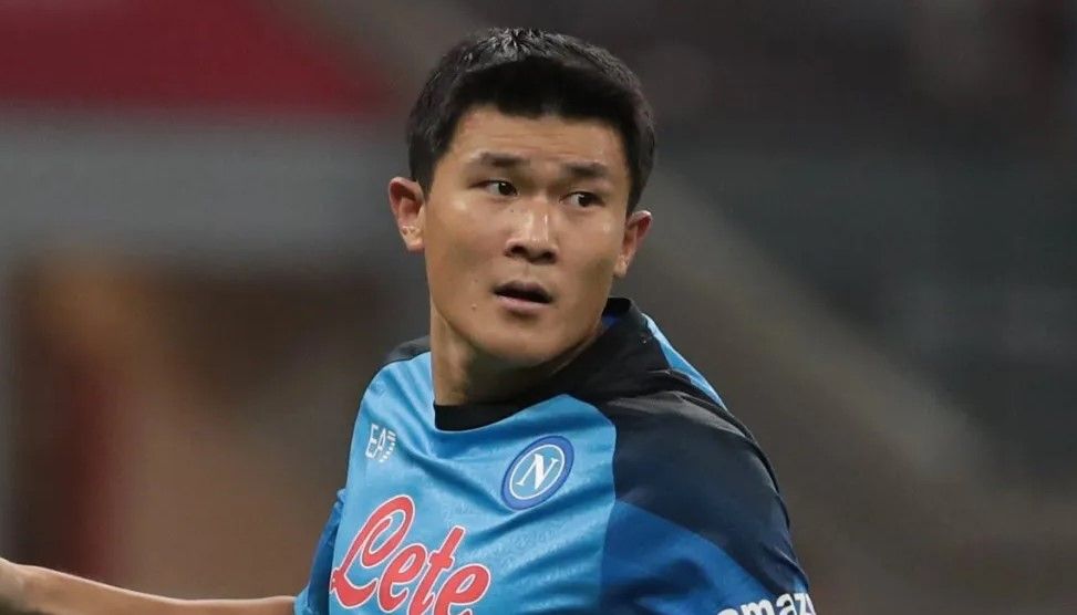 Dünya devinden Kim Min-Jae için servet 7