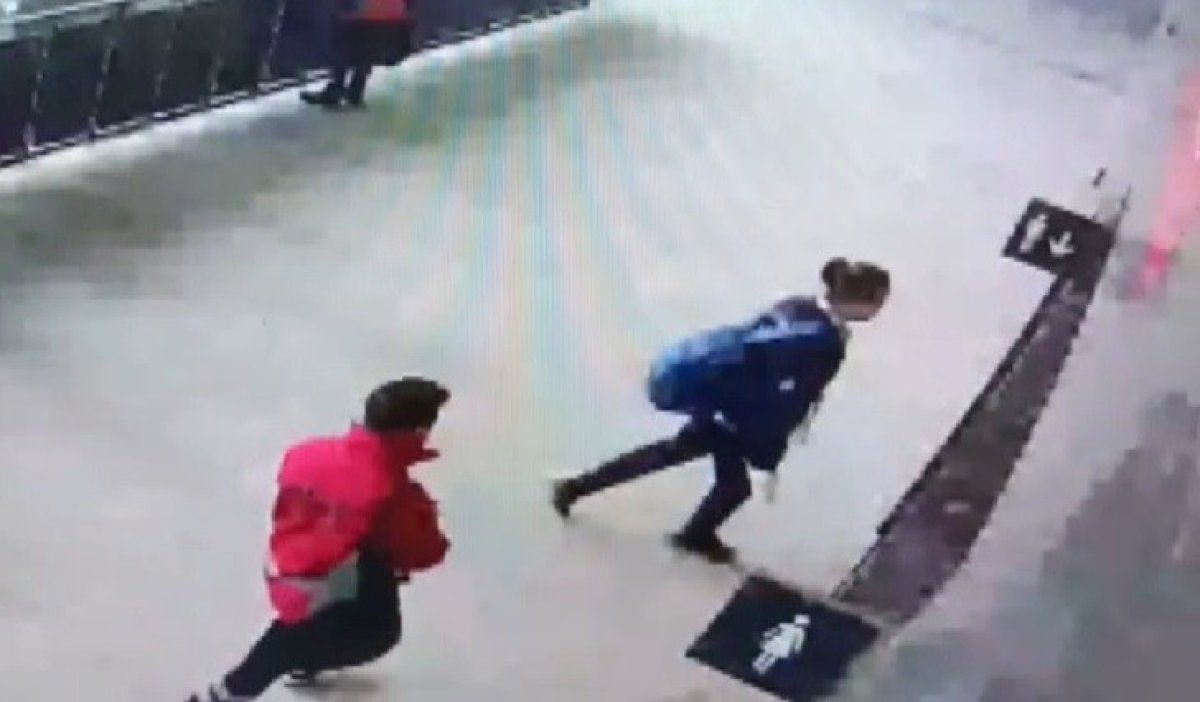 İşte 3 kişinin yaralandığı fişekleri stada sokan sözde sağlıkçılar! 4