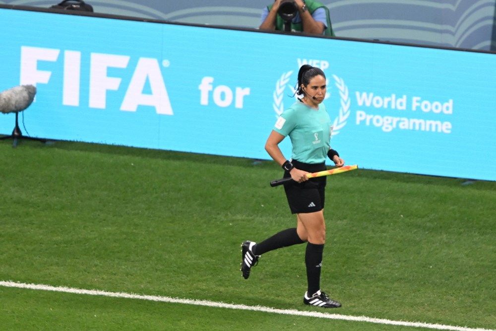 Stephanie Frappart ve yardımcıları Dünya Kupası tarihine geçti 3