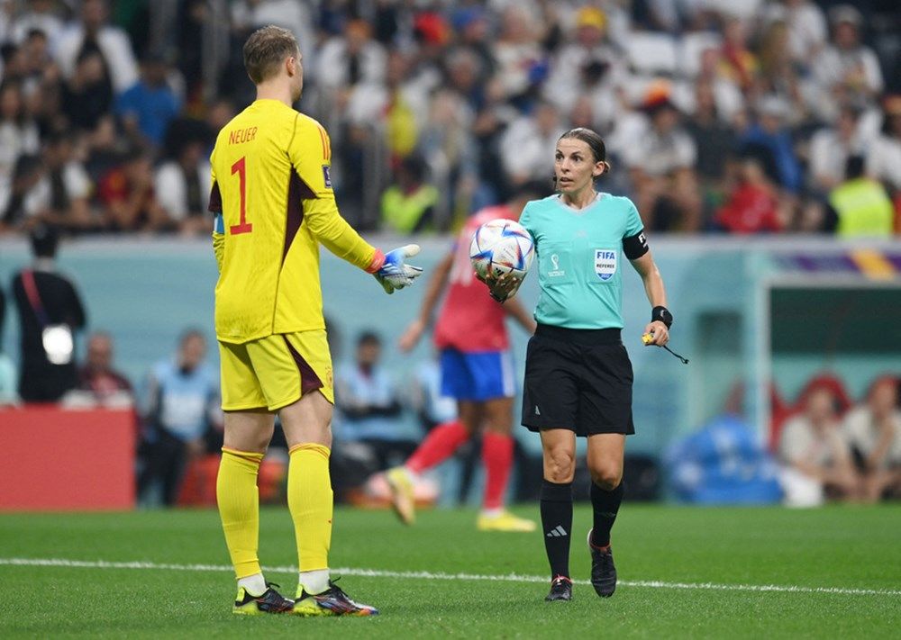 Stephanie Frappart ve yardımcıları Dünya Kupası tarihine geçti 4