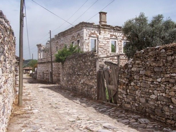 Türkiye'nin en korkutucu köyü! Cinler bastı, herkes kaçtı 4