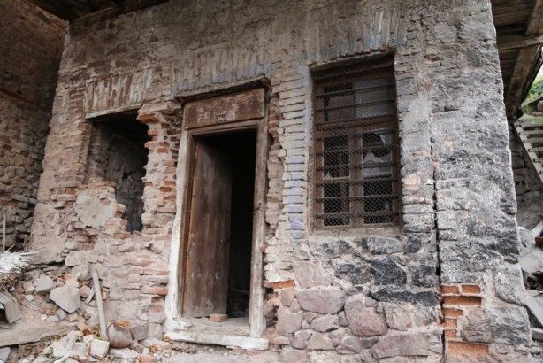 Türkiye'nin en korkutucu köyü! Cinler bastı, herkes kaçtı 8