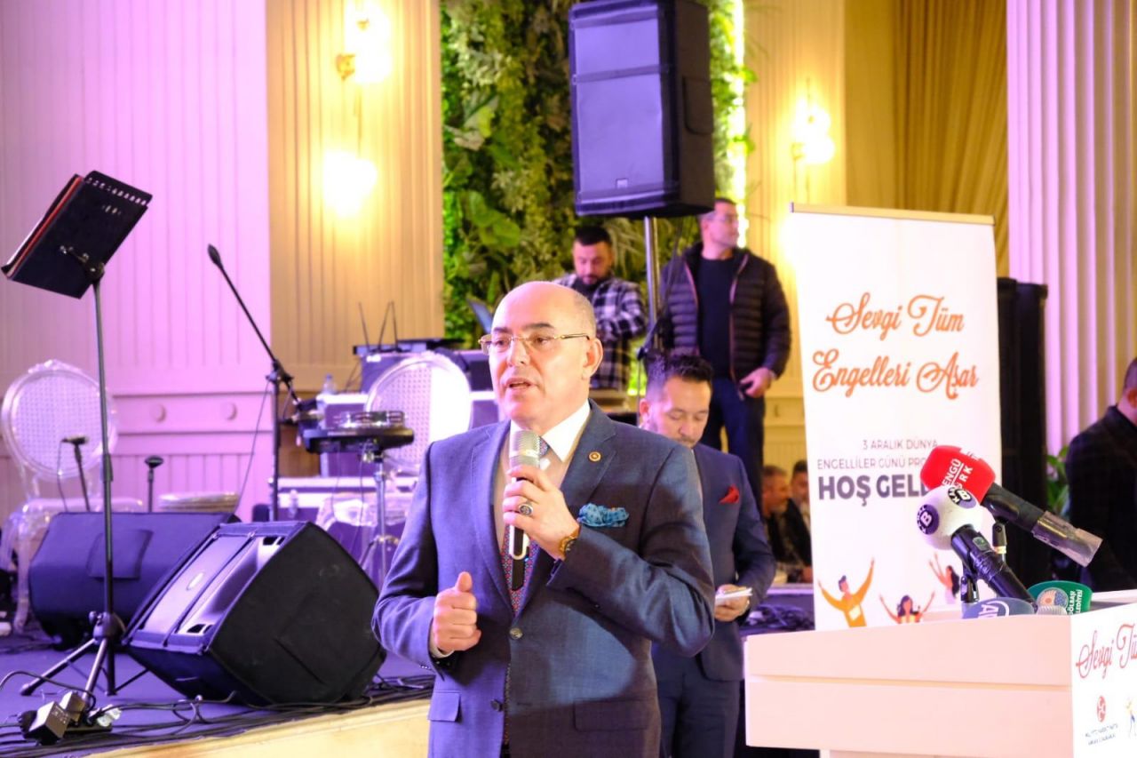 Sevgi her engeli aşar 3