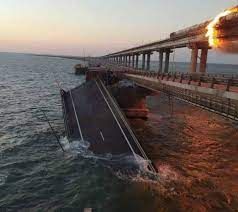 Kırım köprüsü üstünde gövde gösterisi yaptı! Üzerindeki montun fiyatı mesajın önüne geçti 1