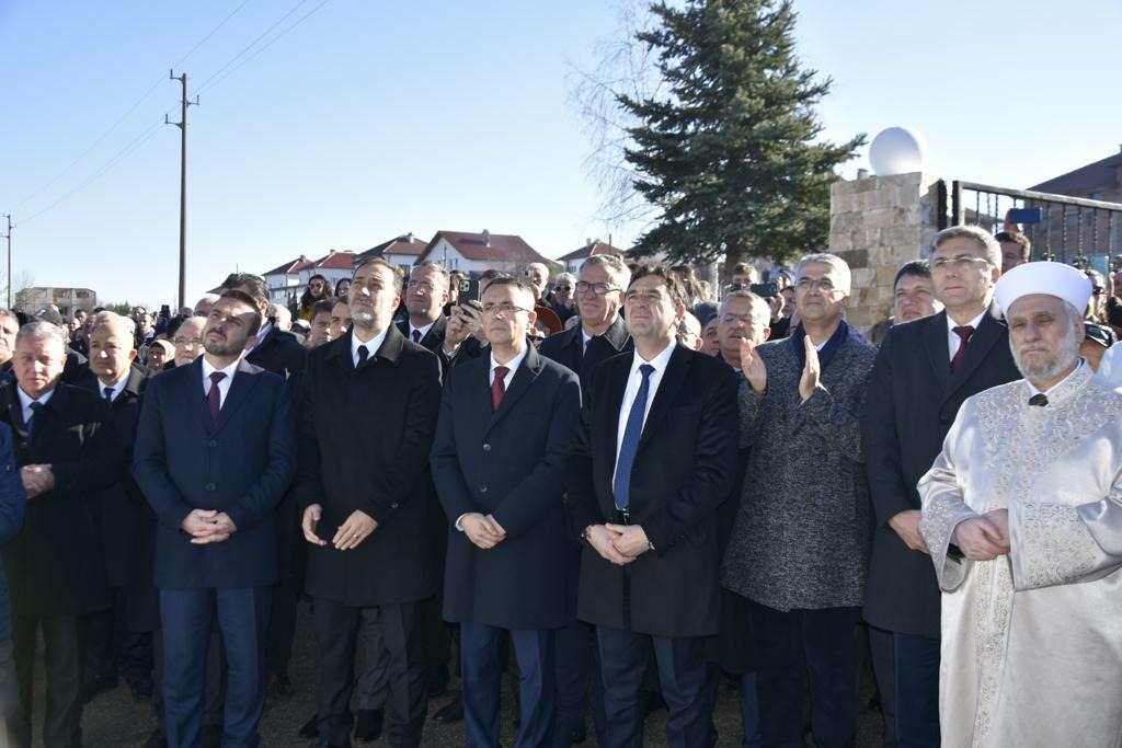 MHP'li Aydın: Türkan bizi burada bir araya getiren bir mesaj, bir ses ve bir nefes oldu 17