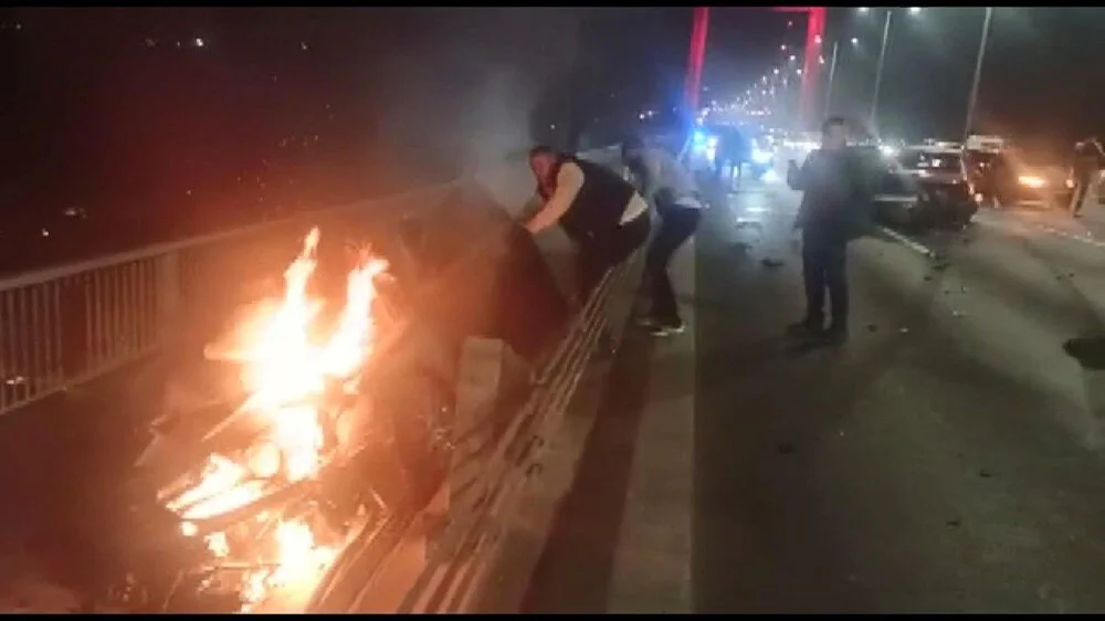 Fatih Sultan Mehmet Köprüsü'nde zincirleme kaza 7