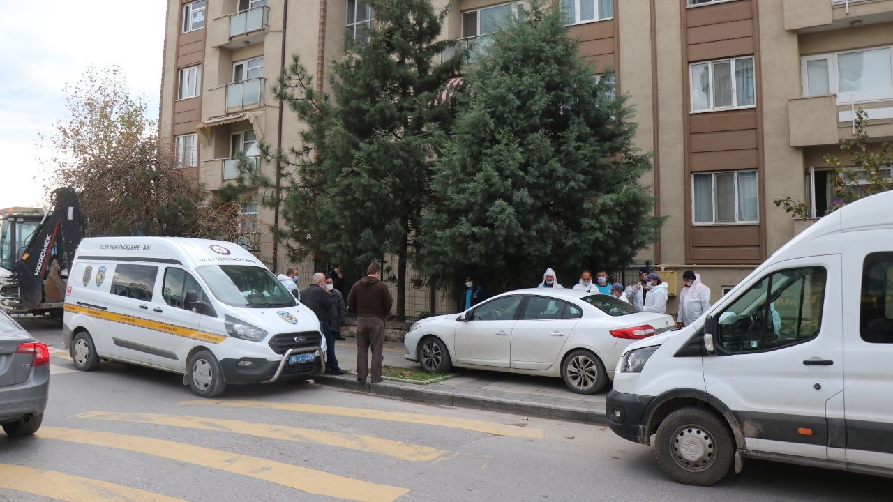 Cesedin çıktığı evdeki manzara görenleri şoke etti! 7