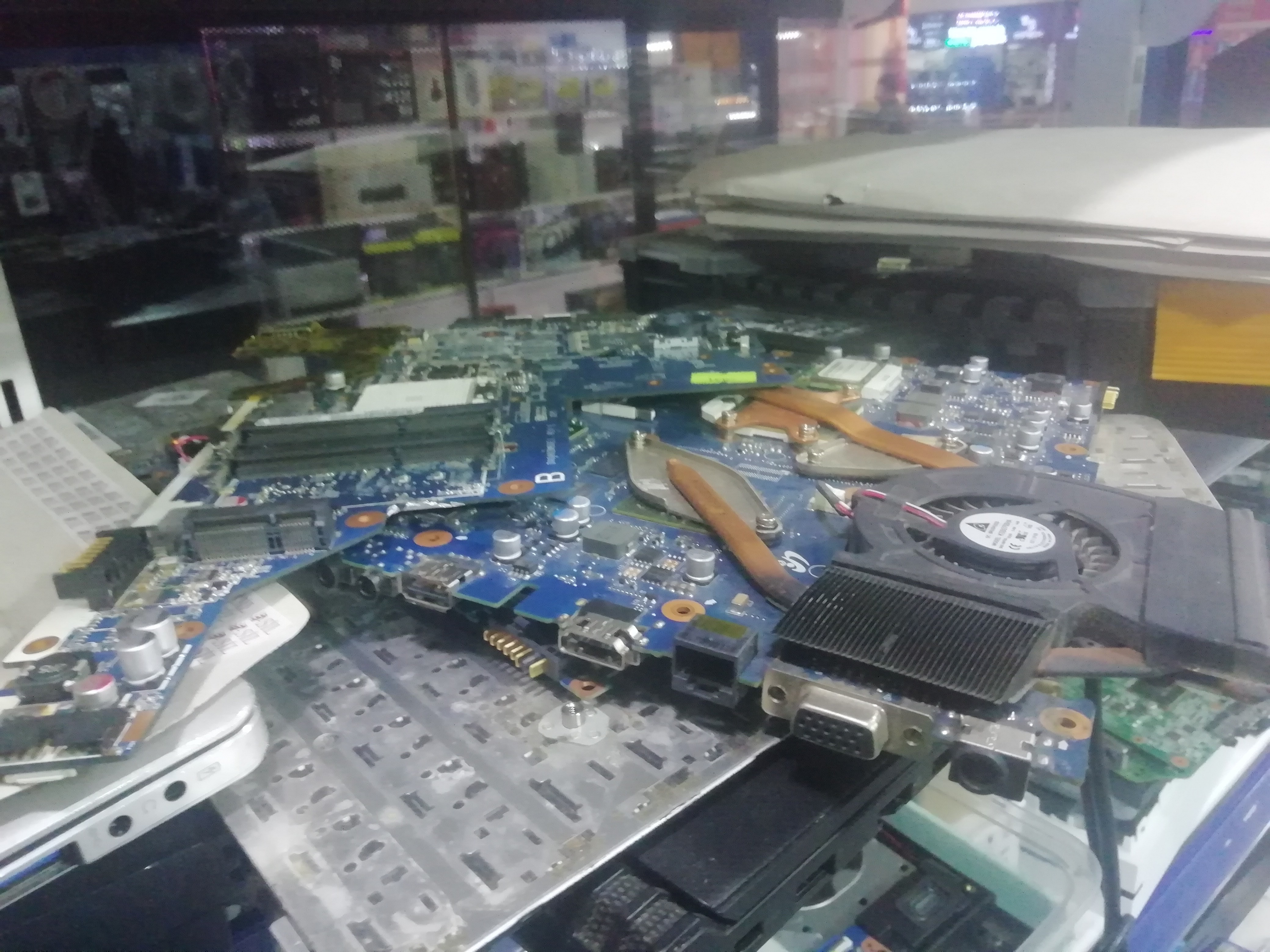 Milyonları ilgilendiren açıklama! Fiyatı 2 bin liraya düştü 2