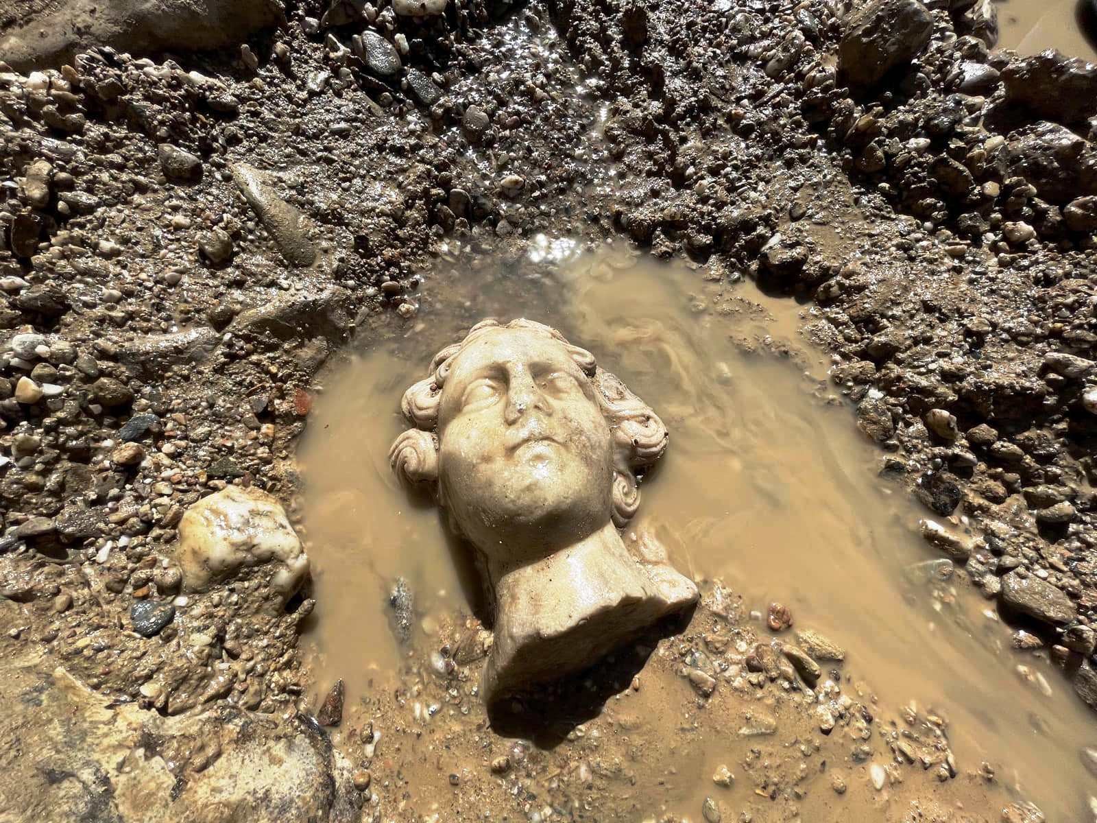 Kütahya'da kazı çalışmalarında bulundu! Apar topar korumaya alındı, herkes şaşkın 2