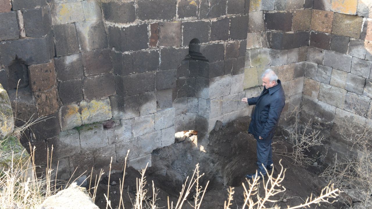 Tarihi hazine ortaya çıktı! Tam 556 yıllık 10