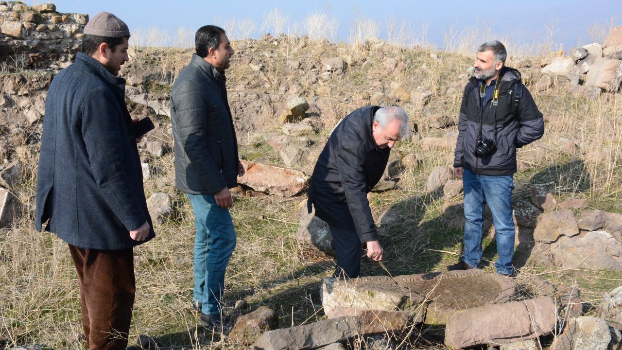 Tarihi hazine ortaya çıktı! Tam 556 yıllık 9