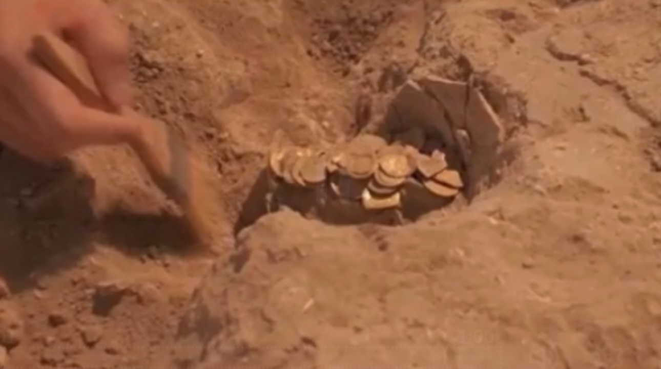 Petrol ararken altın yatağı bulundu! Derine indikçe resmen fışkırdı 6