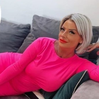 Almanya bu kadını konuşuyor! Polisin burnunun dibinden 1 milyon euro çaldı 2