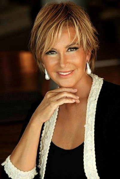 Daha önce kanseri yenen Filiz Akın'dan kötü haber! 12