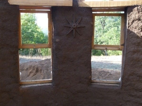 Kül, keçi kılı, çamur ve arpa samanı... Akademisyenin evi hayran bıraktı 33