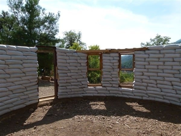 Kül, keçi kılı, çamur ve arpa samanı... Akademisyenin evi hayran bıraktı 23