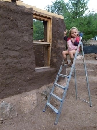Kül, keçi kılı, çamur ve arpa samanı... Akademisyenin evi hayran bıraktı 11