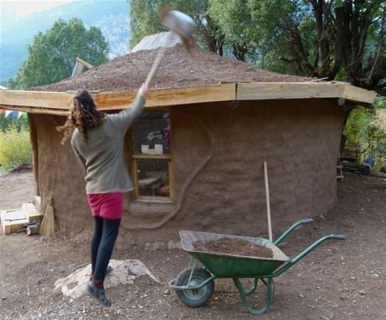 Kül, keçi kılı, çamur ve arpa samanı... Akademisyenin evi hayran bıraktı 13
