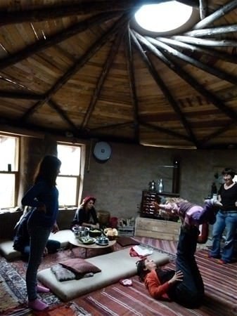 Kül, keçi kılı, çamur ve arpa samanı... Akademisyenin evi hayran bıraktı 4