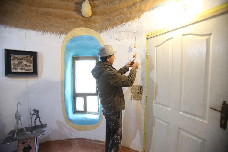 Kül, keçi kılı, çamur ve arpa samanı... Akademisyenin evi hayran bıraktı 55