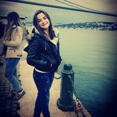 'Bir Şarkısın Sen'in Fındık Kurdu Berna'sı büyüdü! 29