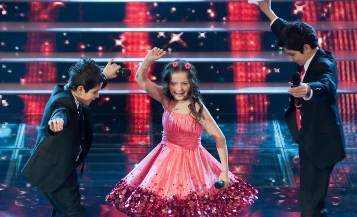 'Bir Şarkısın Sen'in Fındık Kurdu Berna'sı büyüdü! 21