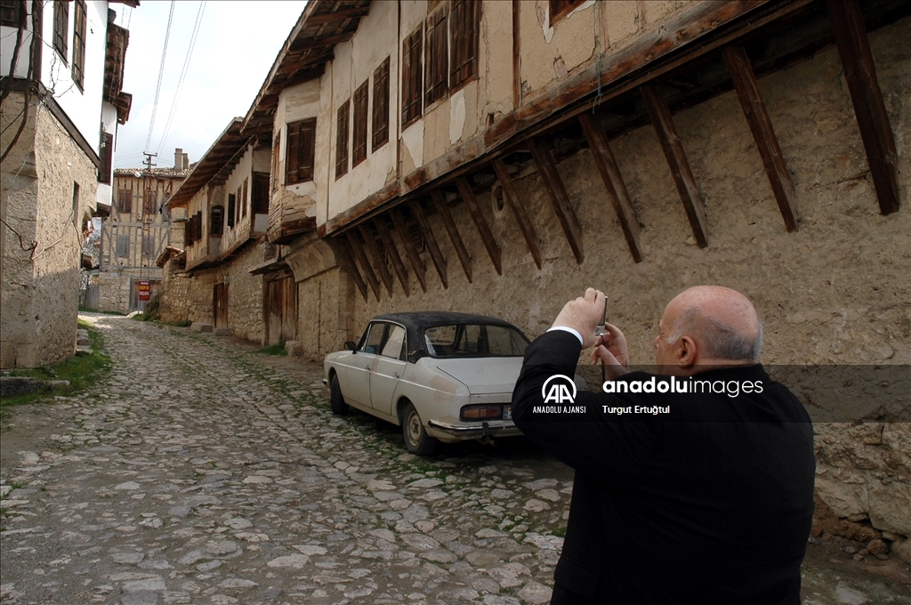 KKTC'nin Kurucu Cumhurbaşkanı Rauf Denktaş'ın vefatının üzerinden 11 yıl geçti 12