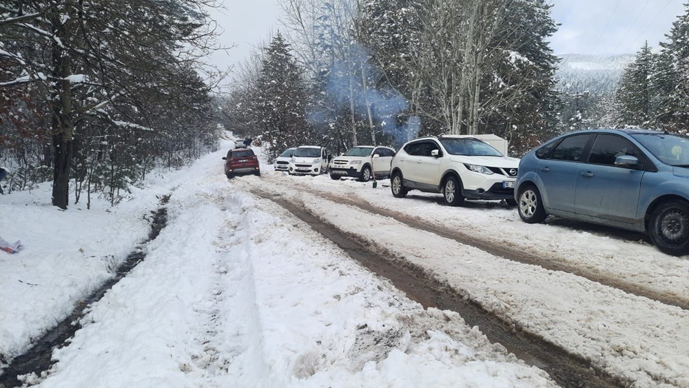 Türkiye beyaza büründü: İşte yurttan kar manzaraları 10