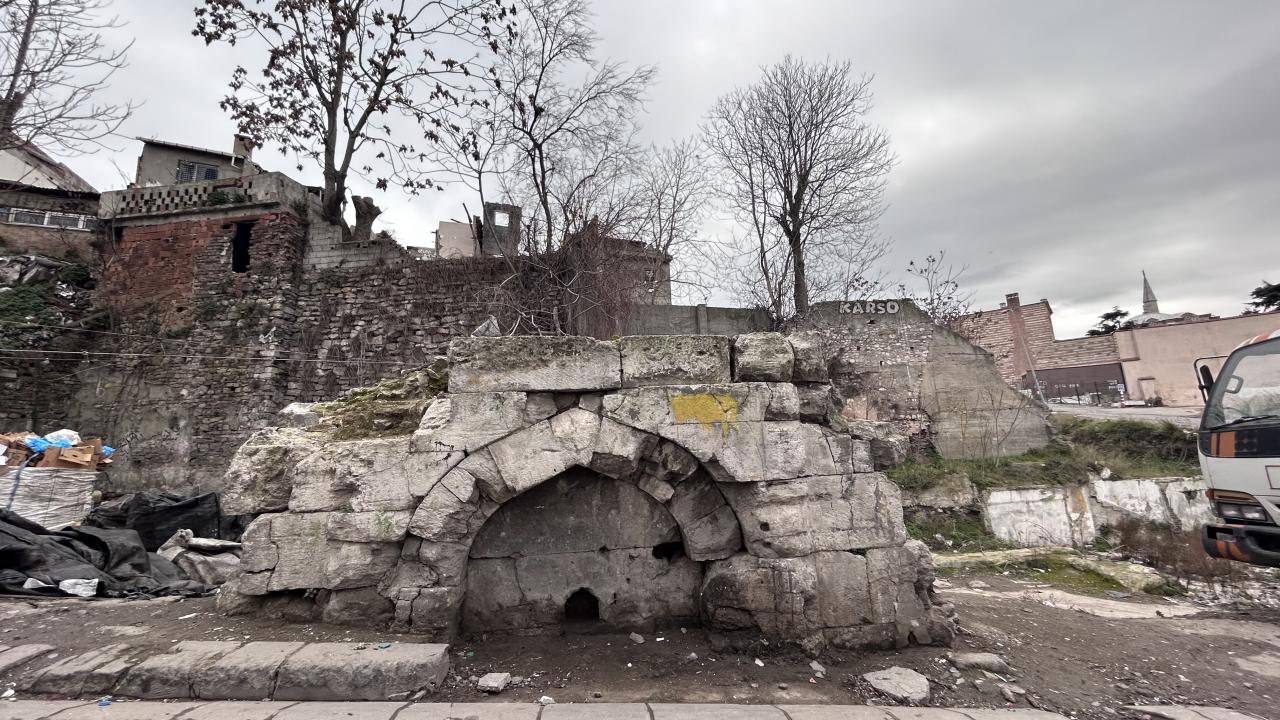 Haliç'in kıyısında unutulan semt: Küçükpazar 12