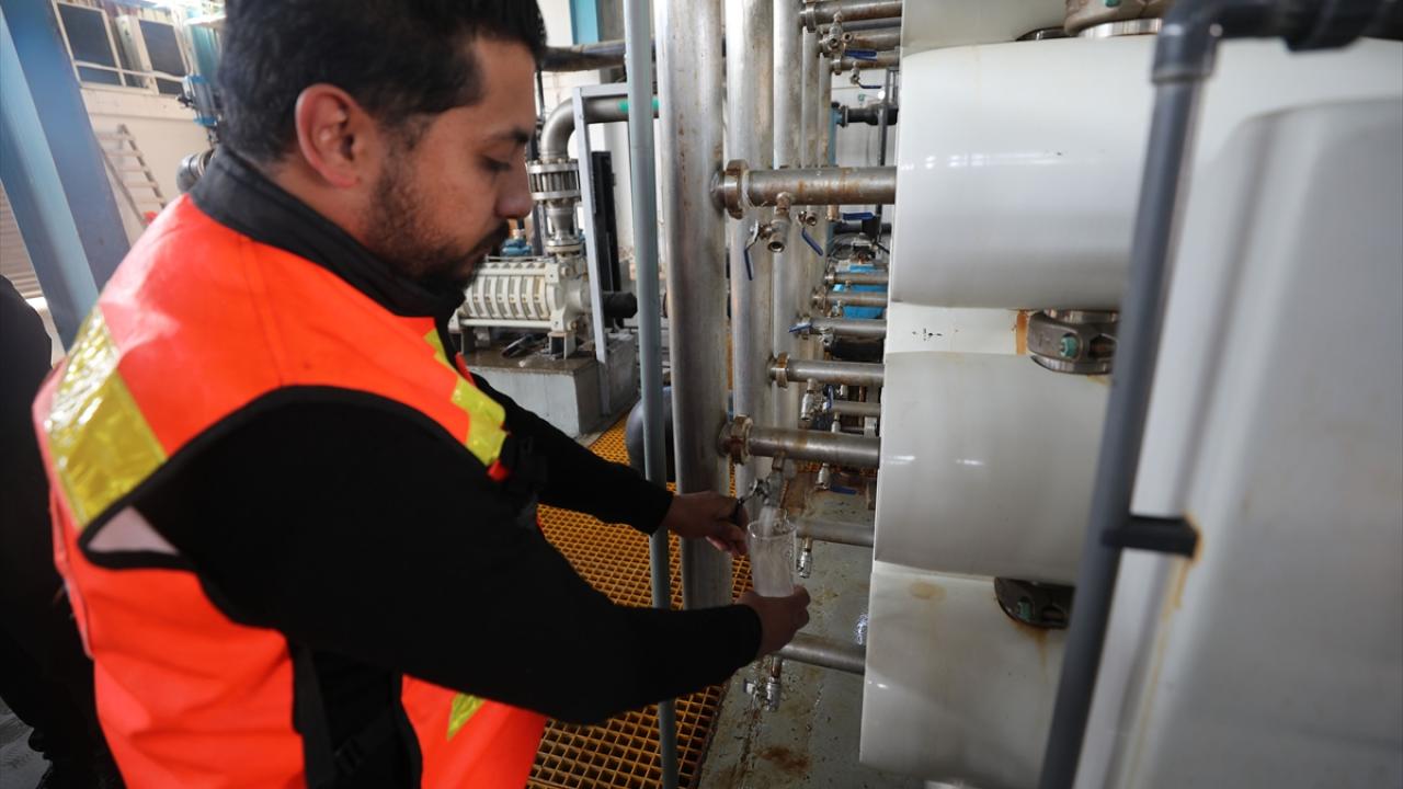 Deniz suyunu arıtan tesisler Filistinlilerin can simidi oldu 7