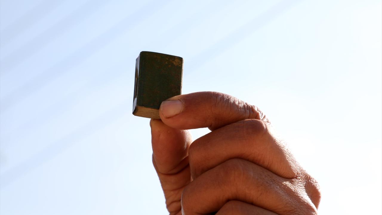 Dünyanın en küçük Kuran-ı Kerim'i 6