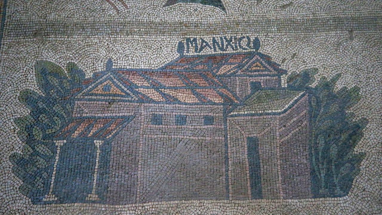 Tarihin yüzlerce yıllık tanığı mozaikler özenle gelecek kuşaklara aktarılıyor 17