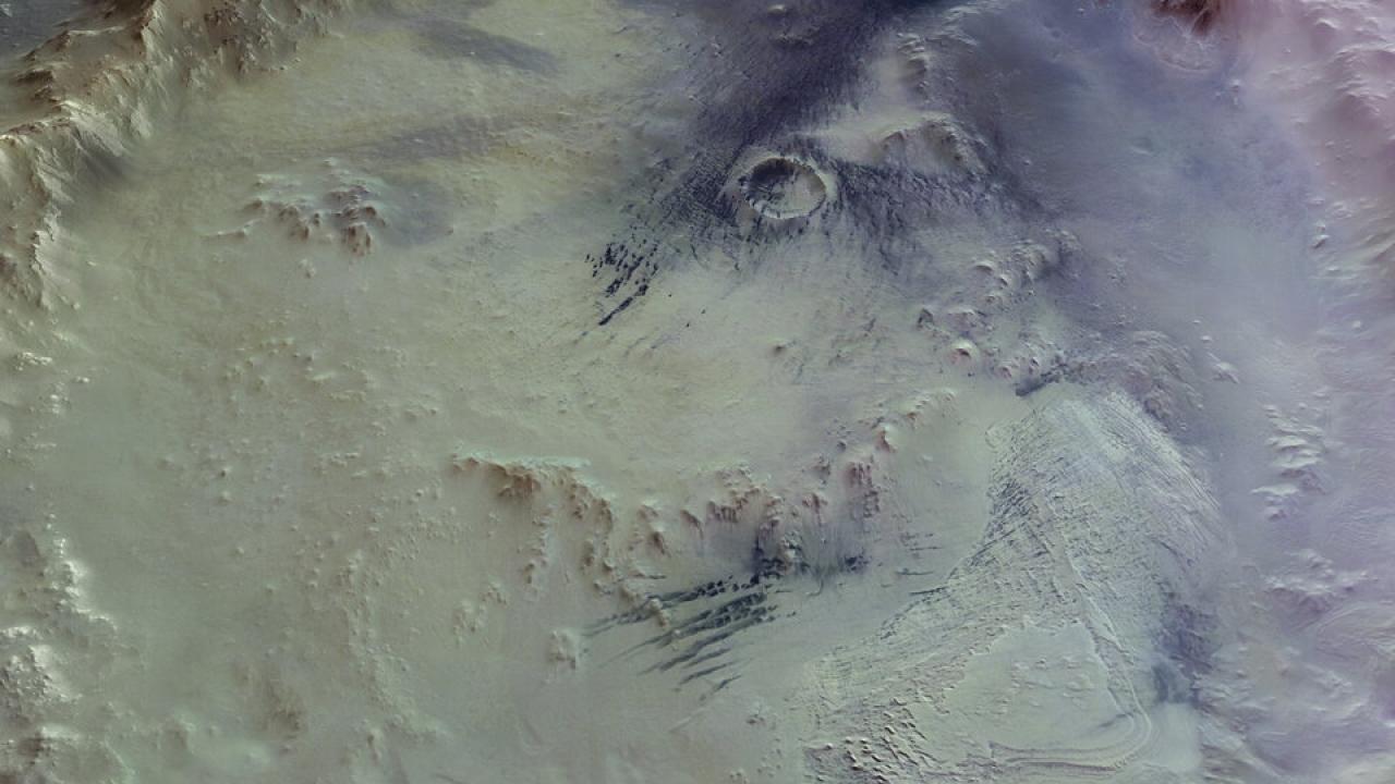 Astronomlar Mars'ta bir 'Ayı' keşfetti 2