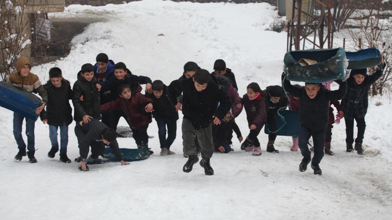 Kar yağışı en çok onları sevindirdi 7