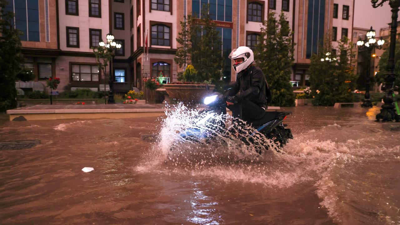 5 kente "sarı" uyarı: Şiddetli yağış bekleniyor 2