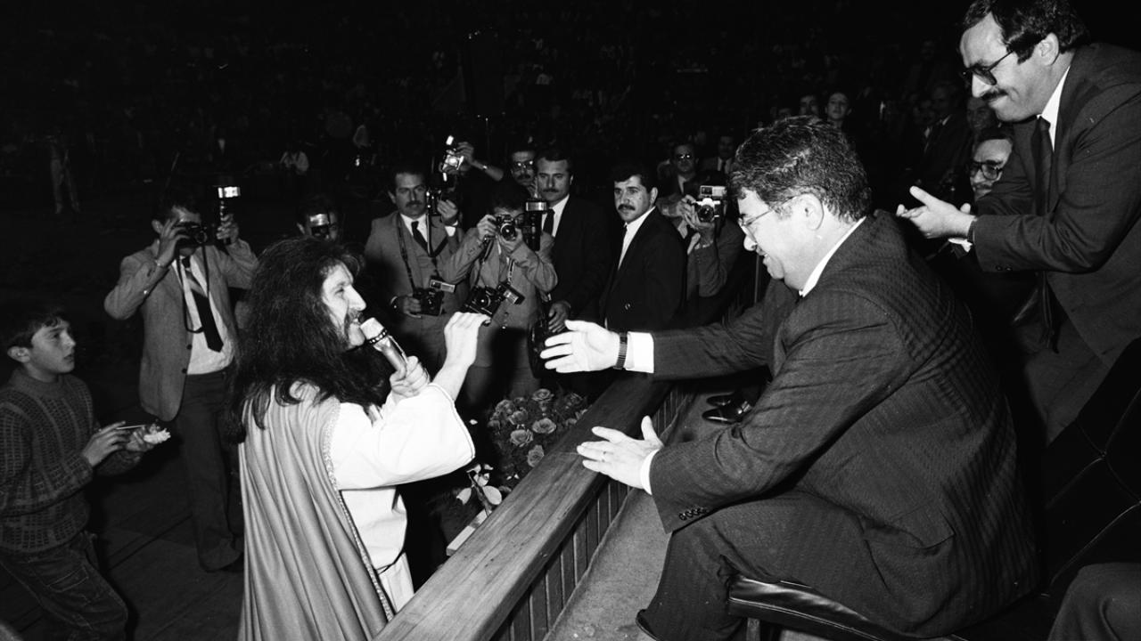 Türkiye'nin "Barış Abisi" vefatının 24. yılında anılıyor 3